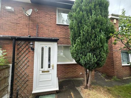 2 bedroom semi-detached house to rent - Photo 3