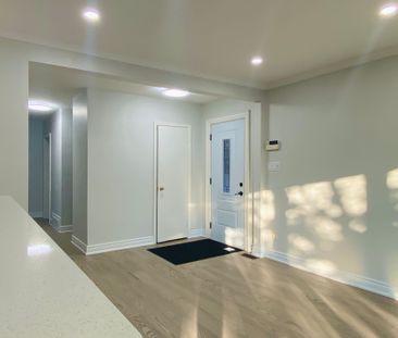 For Lease - 207 Maple Avenue, Richmond Hill, Ontario - Photo 5