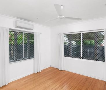 EDGE HILL HOME IN THE HEART OF IT ALL! - Photo 1