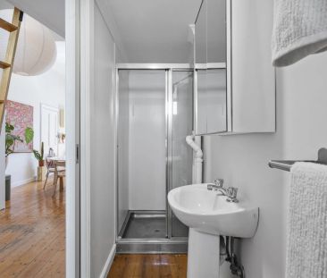 Fully Furnished Studio Apartment in Prime Location! - Photo 4