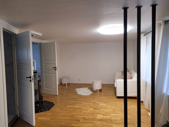 Isbjörnsvägen, Södertälje - Photo 1