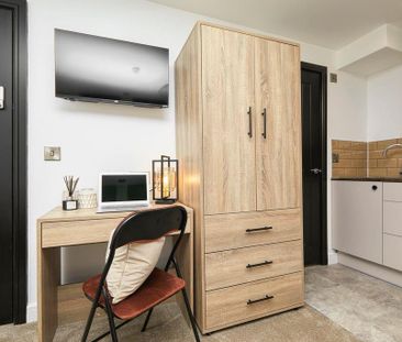 Studio to rent - Photo 3