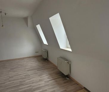 Exposé 1-0042-8 - Photo 2