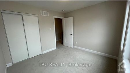 For Lease - 655 TERRIER Circle, Stittsville - Munster - Richmond, Ontario - Photo 2