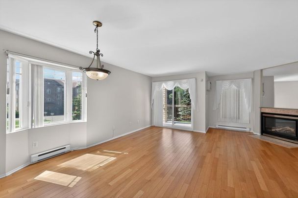 Appartement à louer - Laval (Chomedey) (Autres) - Photo 1