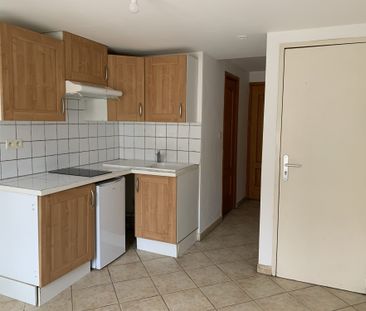 Location Appartement 2 pièces 24m² NARBONNE 11100 - Photo 3