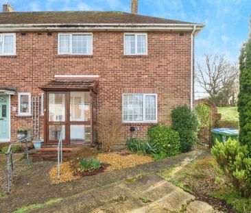 3 Bed End Terrace, Barry Road, SO19 - Photo 1