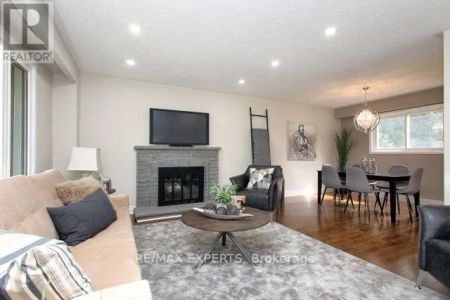 17 NEWTON ROAD - Photo 3