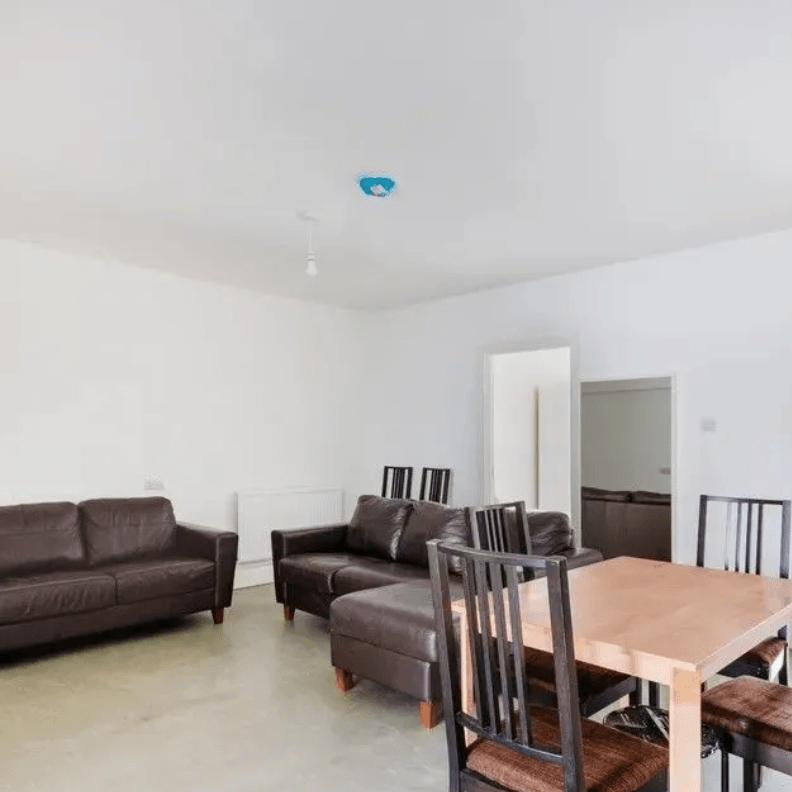 New Malden , KT3 (Flat) - Photo 1