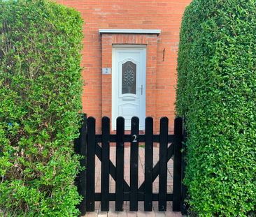 2 Chesham Gardens, Belfast, BT6 8GX - Photo 1
