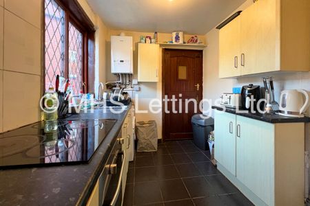 42 Richmond Avenue, Leeds, LS6 1DB - Photo 4