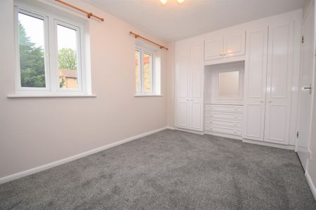 Pearce Manor, Chelmsford, CM2 9XH - Photo 2