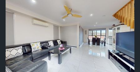 Modern Family Living in Prestigious Mackenzie Gardens Estate - Photo 2
