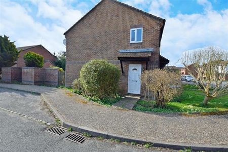 2 bedroom terraced house to rent - Photo 5