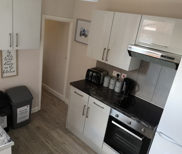 BEDROOM 2 – LARGE DOUBLE - Photo 6