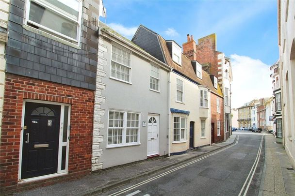 2 bedroom terraced house to rent - Photo 1