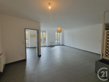 Location Appartement 3 pièces 106m² GAILLAC 81600 - Photo 2