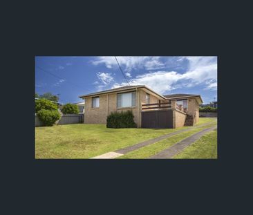 Spacious Brick Home - Photo 5