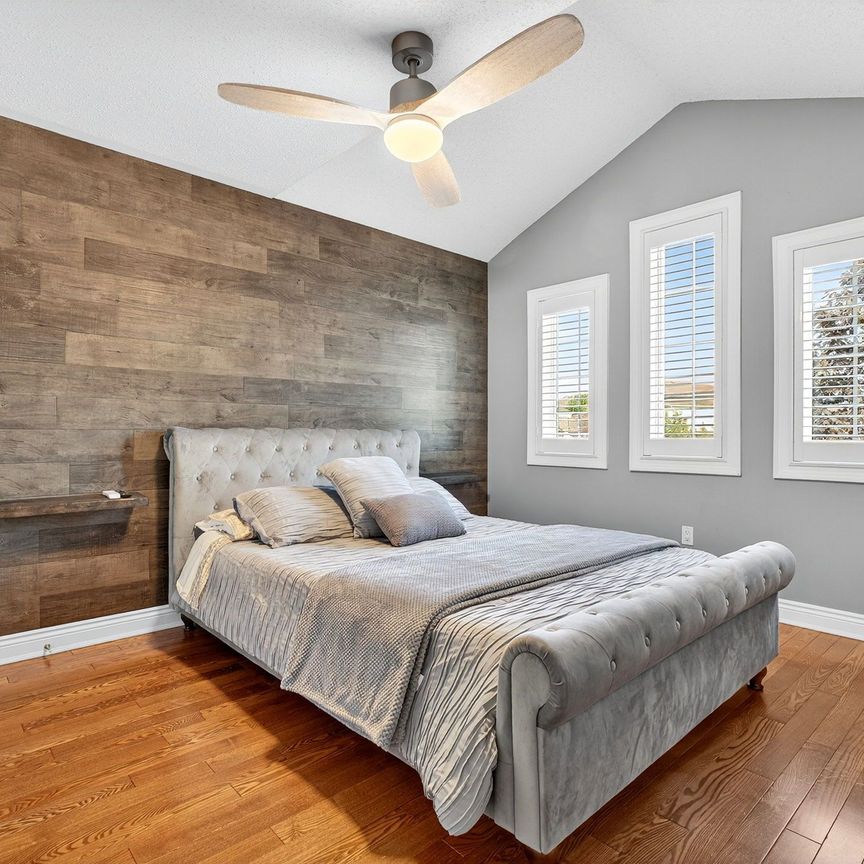 For Lease - 1772 Whitestone Court, Oshawa, Ontario - Photo 1