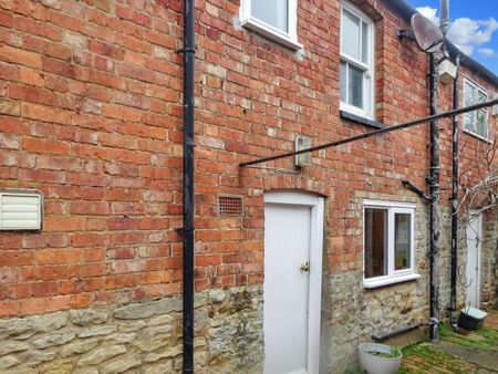 High Street, Harrington - Photo 3