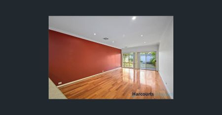 Spacious 3-Bedroom Home in Prime Frewville Location - Photo 4