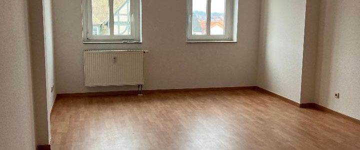 gemütliche 2-Raumwohnung im Dachgeschoss sucht neue Mieter - Foto 1