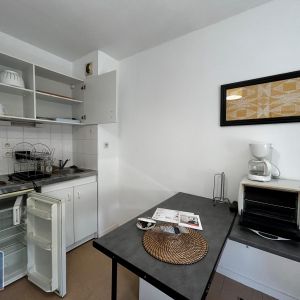 Location Appartement 1 pièce 18m² ANGERS 49100 - Photo 2