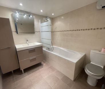Location Appartement 3 pièces 72m² PEILLE 06440 - Photo 4