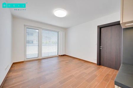 Nabízíme k pronájmu novostavbu luxusního bytu nacházející se na ul. Třída Jiřího Pelikána v Olomouci - Фото 2