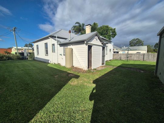 4 Commerce Street, 2430, Taree Nsw - Photo 1