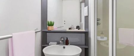 Bronze Ensuite - Photo 4