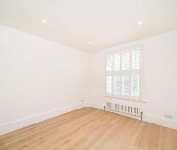 5 bedroom semi-detached house to rent - Photo 3
