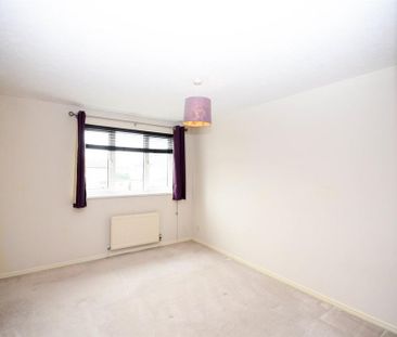 2 bedroom semi-detached house to rent - Photo 4