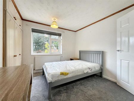 The Avenues, Norwich - Photo 4