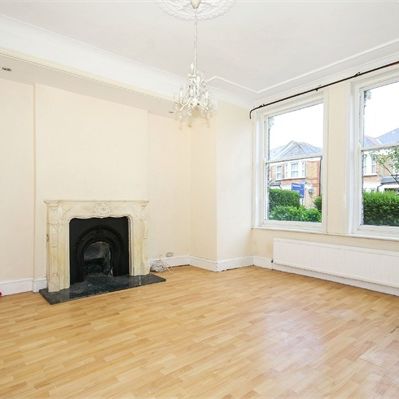 Vancouver Road, London - Photo 1