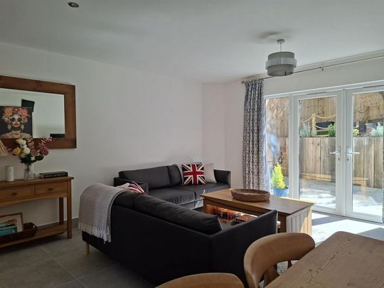 3 bedroom detached house to rent - Photo 1