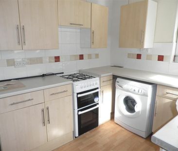 3 bedroom property to rent - Photo 3
