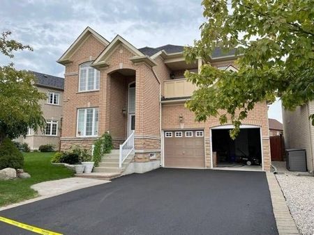 For Lease - 48 Townwood Drive, Richmond Hill, Ontario - Photo 4