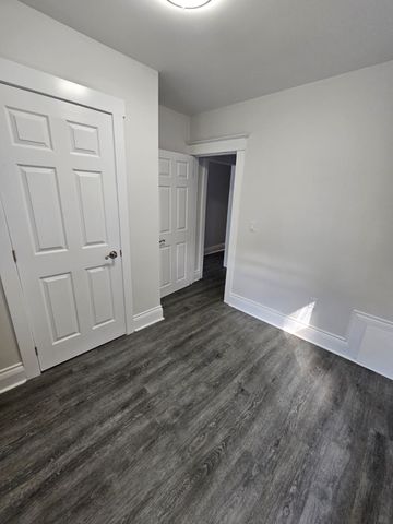 For Lease - 983 Main Street Unit# 1, Hamilton, Ontario - Photo 5