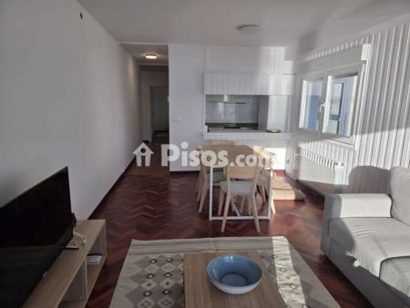 Piso en alquiler en Avenida de Rosalía de Castro - Photo 3