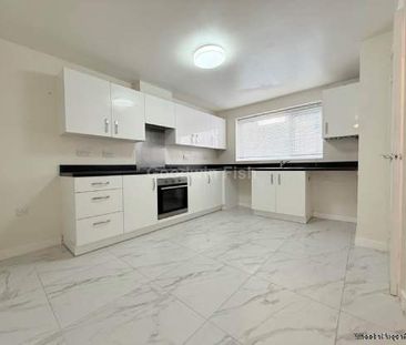 3 bedroom property to rent in Manchester - Photo 2