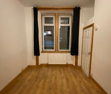 Bowman Street, Govanhill | £795 Monthly - Photo 3