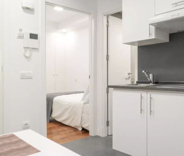 1-bedroom apartment for rent in Embajadores - Photo 5