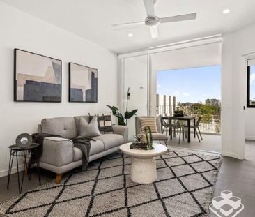 UNFURNISHED 1 BEDROOM APARTMENT IN WEST END - Photo 1