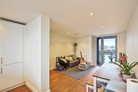 1 bedroom apartment to rent - Photo 2