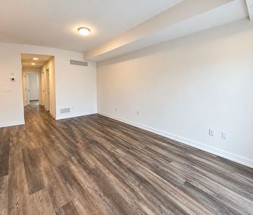 For Lease - 3 Bancroft Lane Unit# 216, Richmond Hill, Ontario - Photo 2