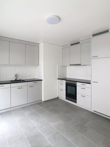 SPACIEUX logement de 3.5 PIÈCES AU COEUR DE LA VILLE ! - Photo 2