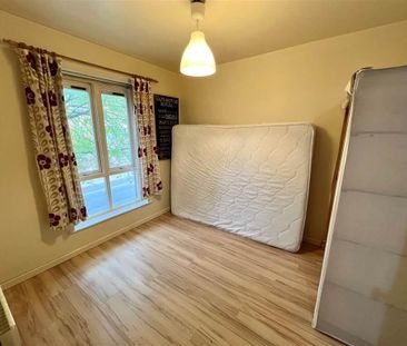 73 Maryville Street, Belfast, BT7 1AE - Photo 3