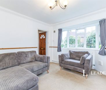 2 bedroom house to rent Beech Close, Hersham, Walton-on-Thames, KT12 - Photo 3