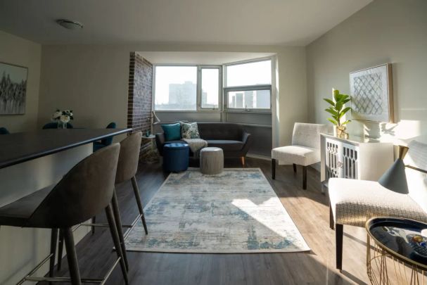 Village Green I & II Apartments - Photo 1